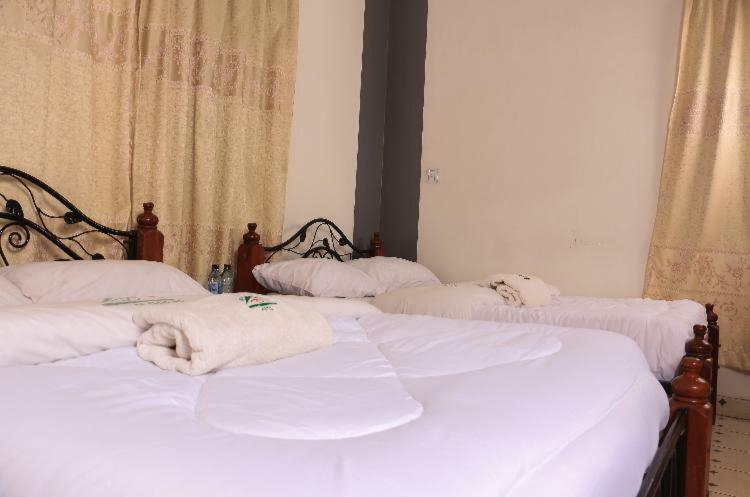 Melvic Inn Kisumu Bagian luar foto